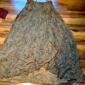 Small Black and Tan thigh split skirt